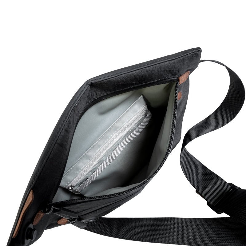 BYB51BK Waterpoof Waist Bag - LOBOO