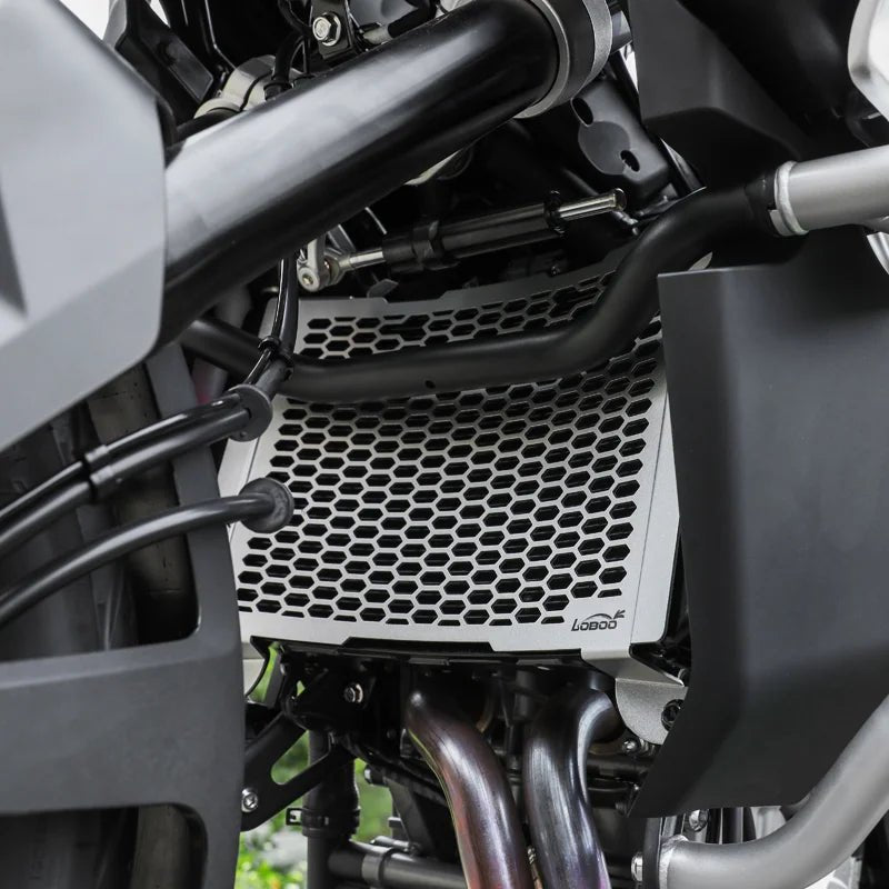 LOBOO Aluminum Radiator Guard Protector for CFMOTO 800MT (2021 - 2026) | Heavy - Duty Stone Guard & Cooling Optimized - LOBOO