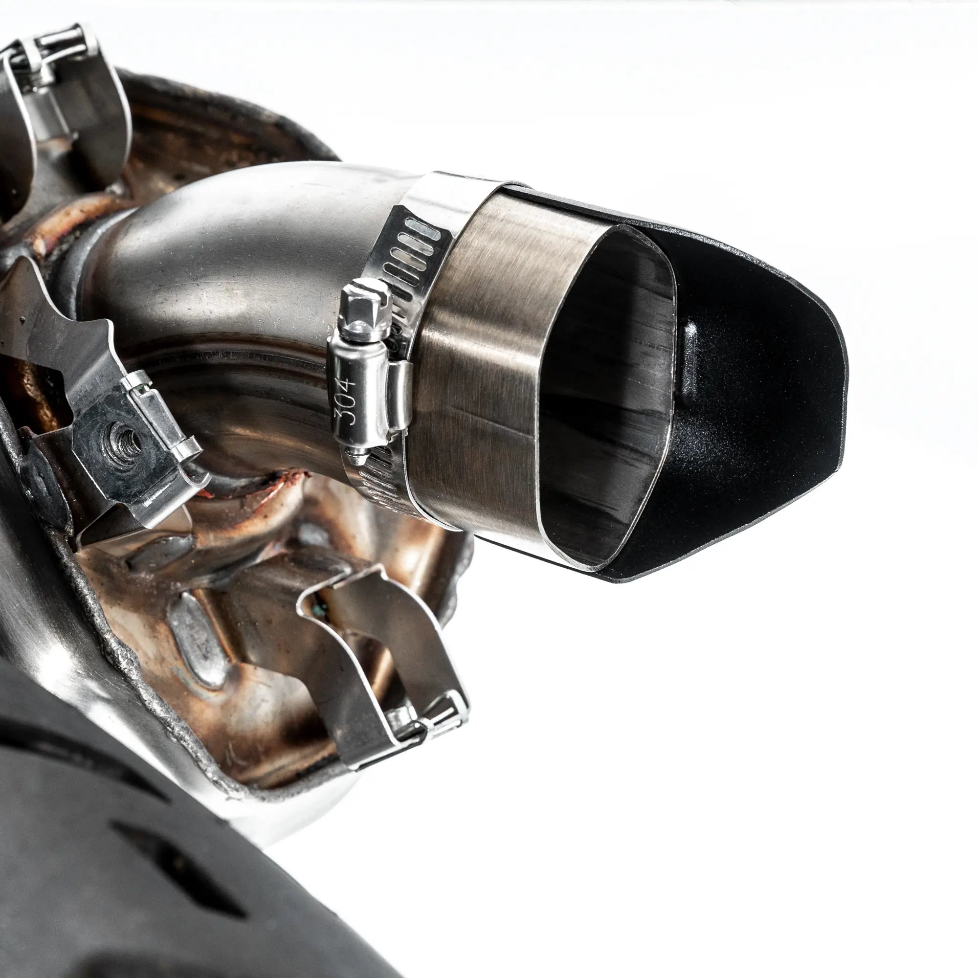 LOBOO Exhaust Deflector for BMW R1300GS / Adventure (2024+) | Luggage Heat Shield - LOBOO