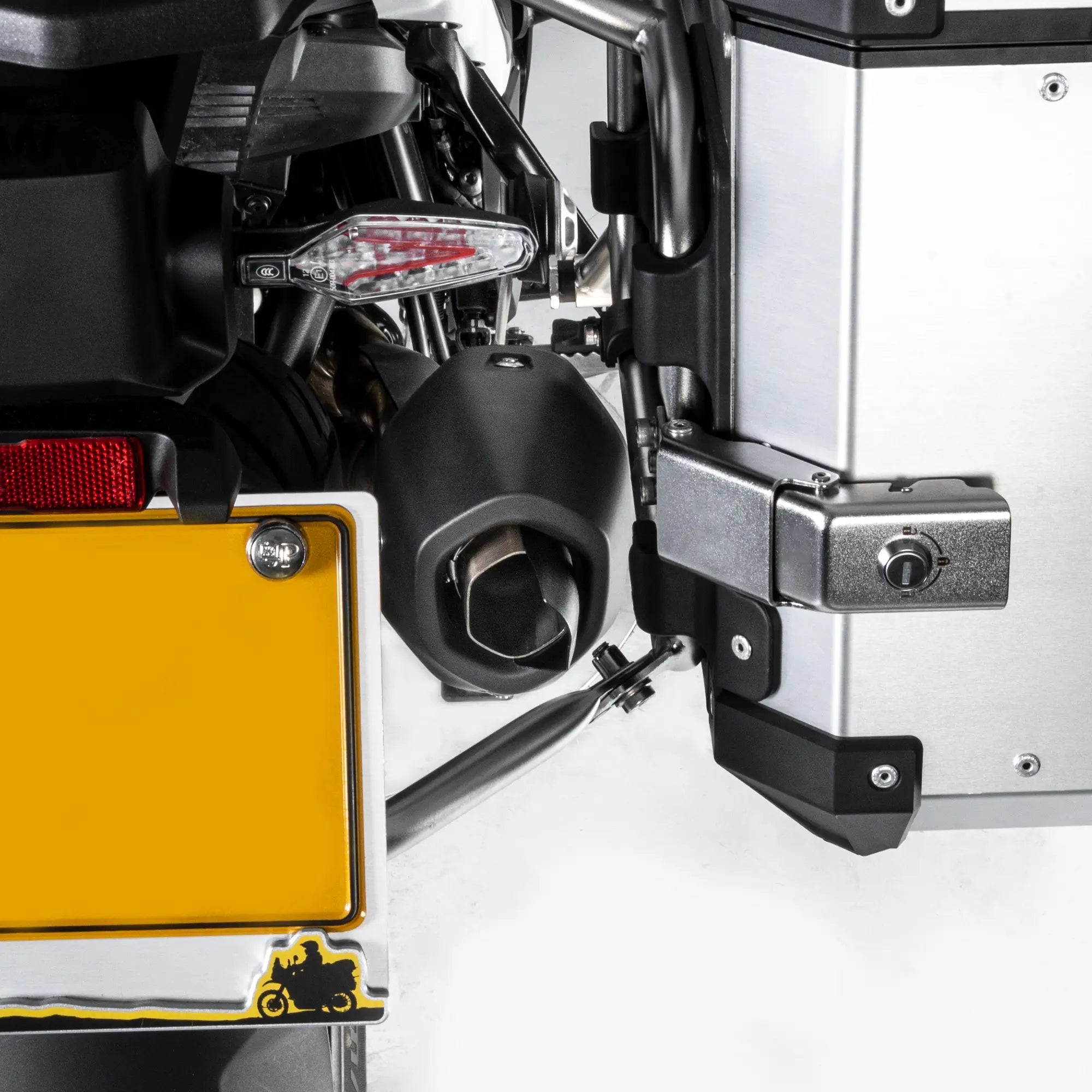 LOBOO Exhaust Deflector for BMW R1300GS / Adventure (2024+) | Luggage Heat Shield - LOBOO