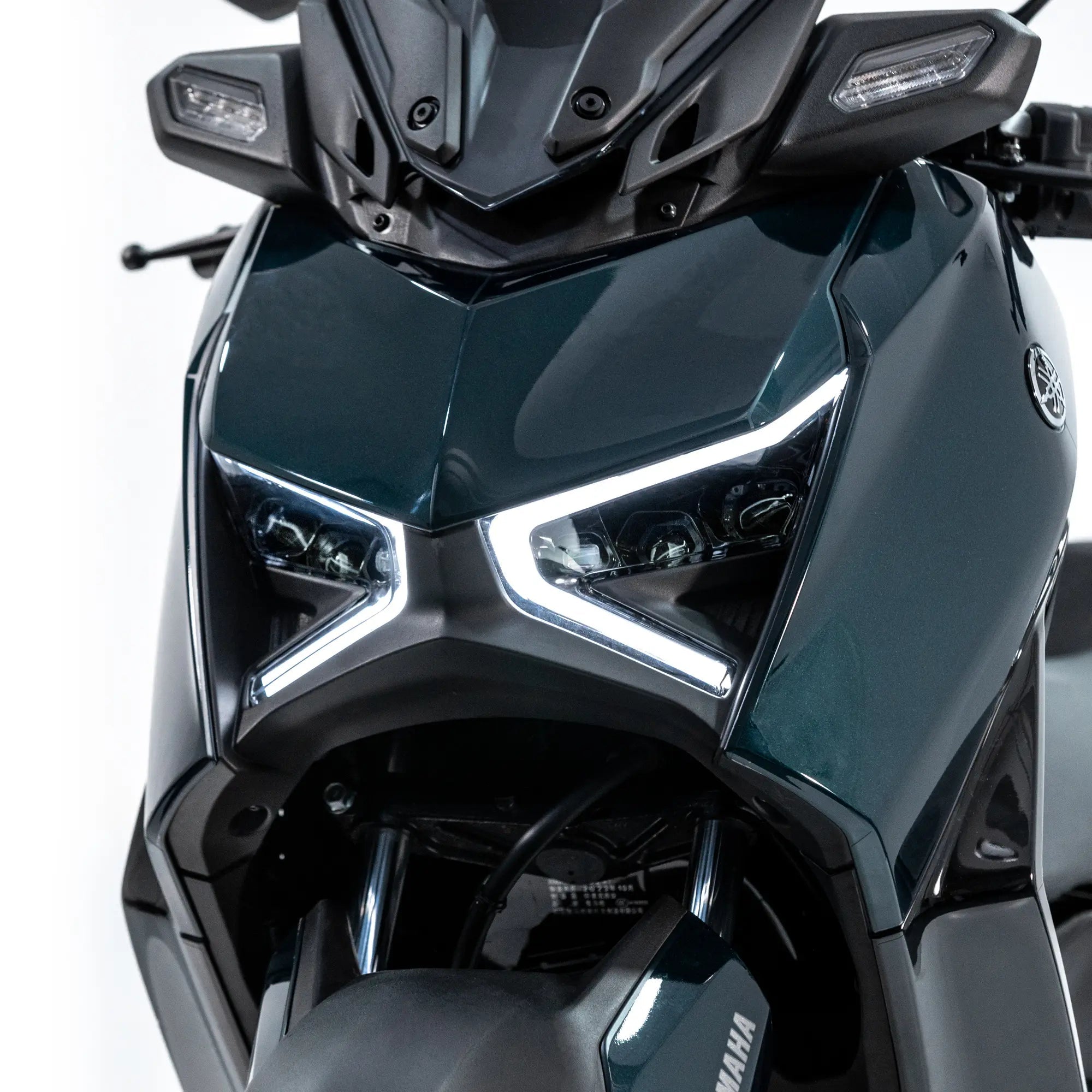 LOBOO L300 SMART Headlight Assembly for Yamaha XMAX 300 | Intelligent Cornering Light - LOBOO
