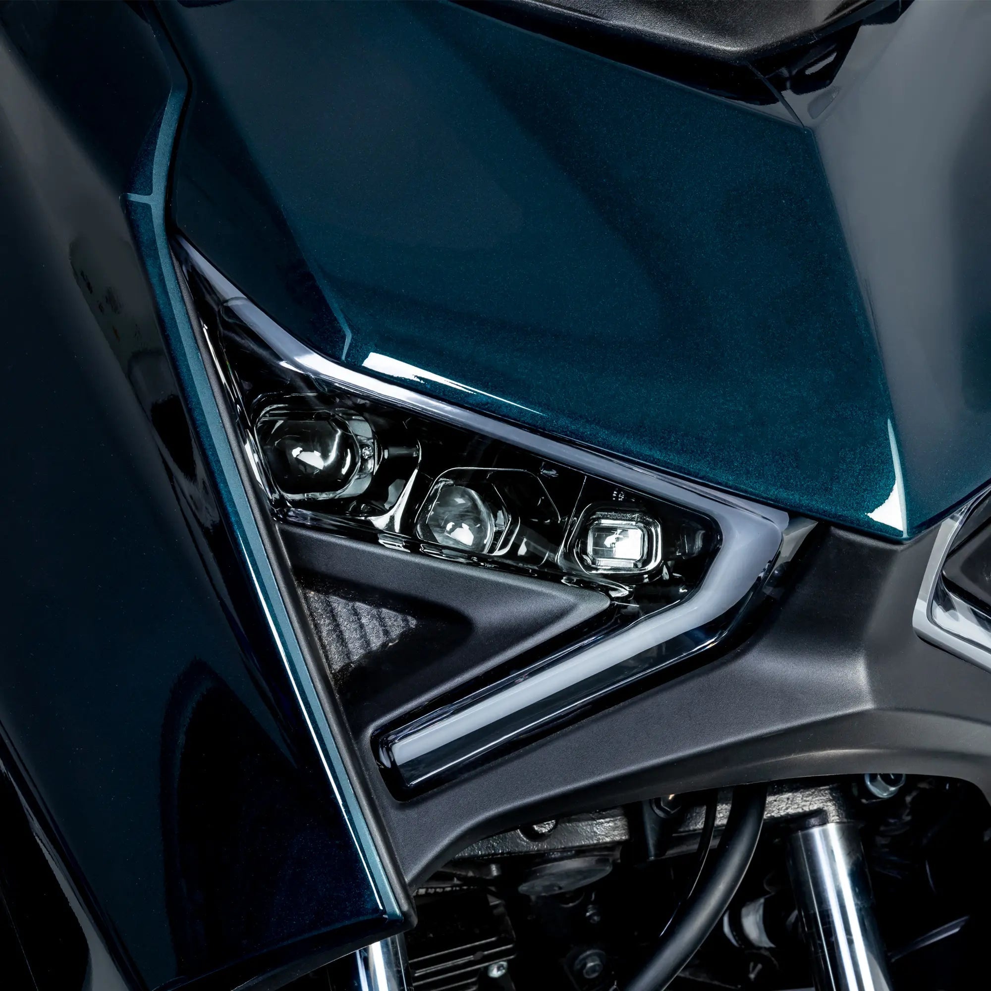 LOBOO L300 SMART Headlight Assembly for Yamaha XMAX 300 | Intelligent Cornering Light - LOBOO