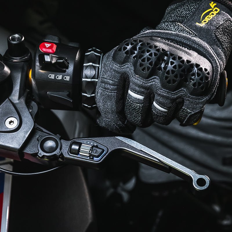 CLU081 Clutch Lever With Integrated Light Switch - LOBOO