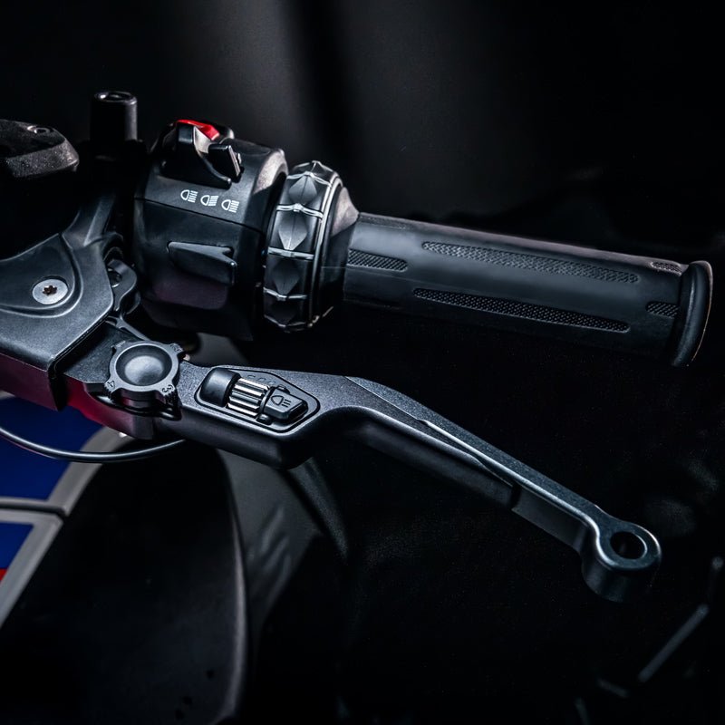 CLU081 Clutch Lever With Integrated Light Switch - LOBOO