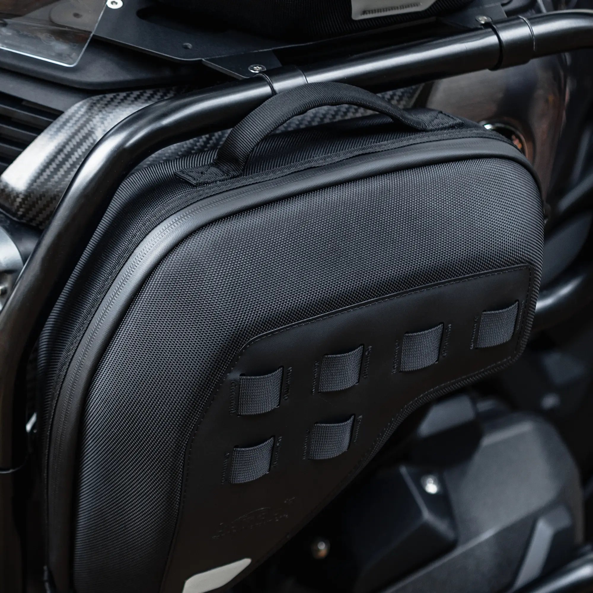 LOBOO Crash Bar Bags (5L Pair) for BMW R1300GS Adventure (2024+) - Anti - Theft EVA Hard Shell Storage - LOBOO