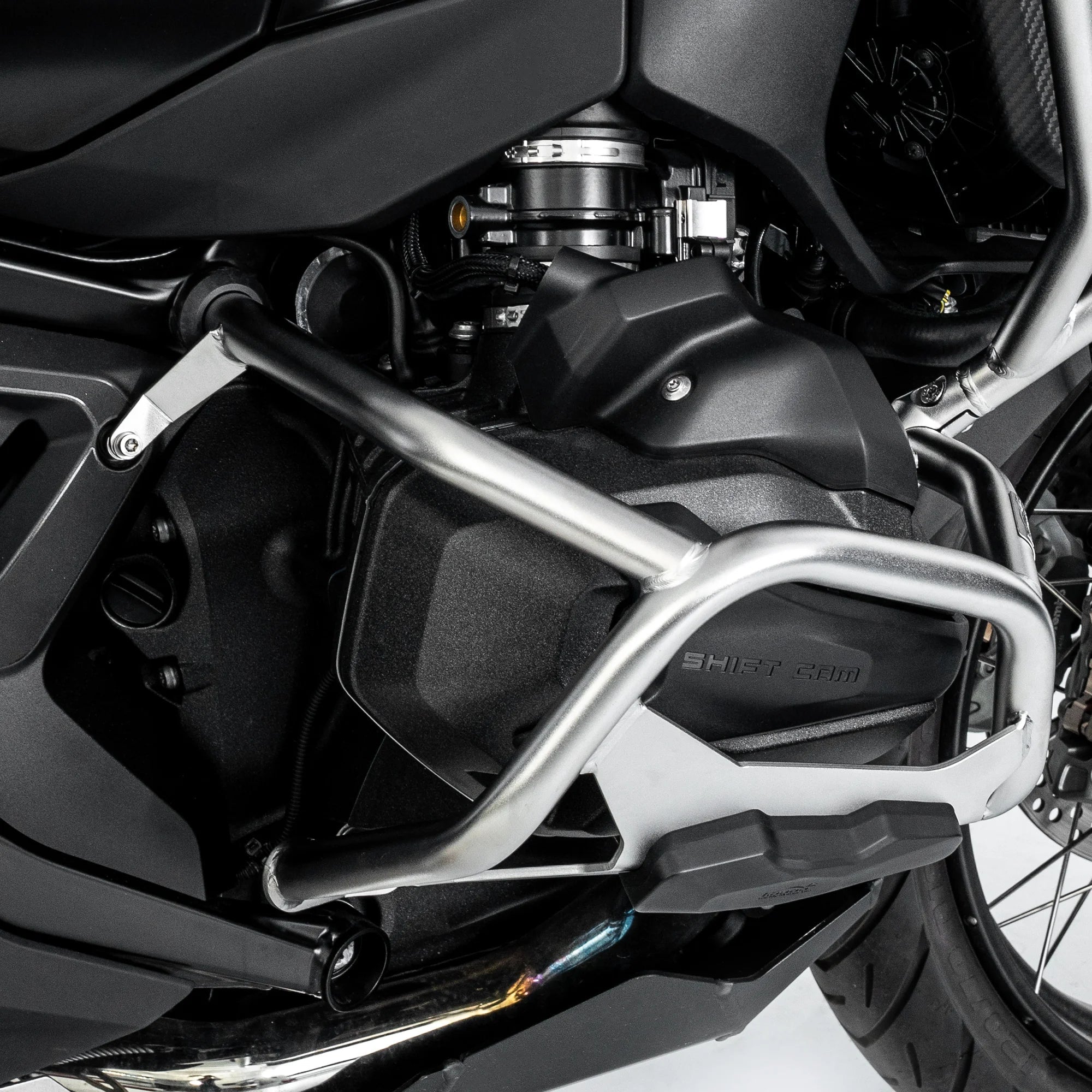 LOBOO CHG131 crash bar BMW R1300GS engine guard detail