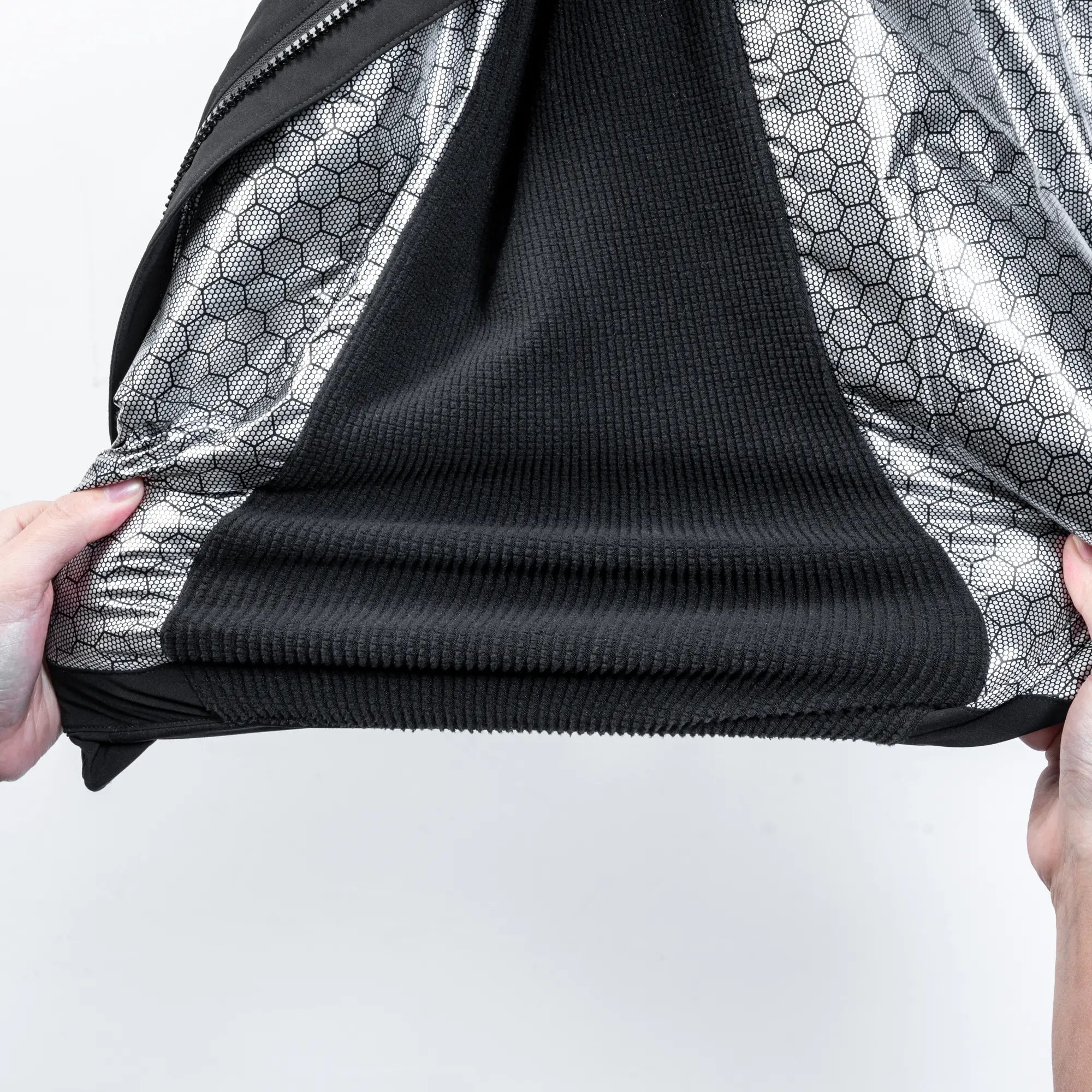 LOBOO RJR10 Electric Heating Vest | 3M Thinsulate & Carbon Fiber Smart Warmer with Dual - Zone Control - LOBOO